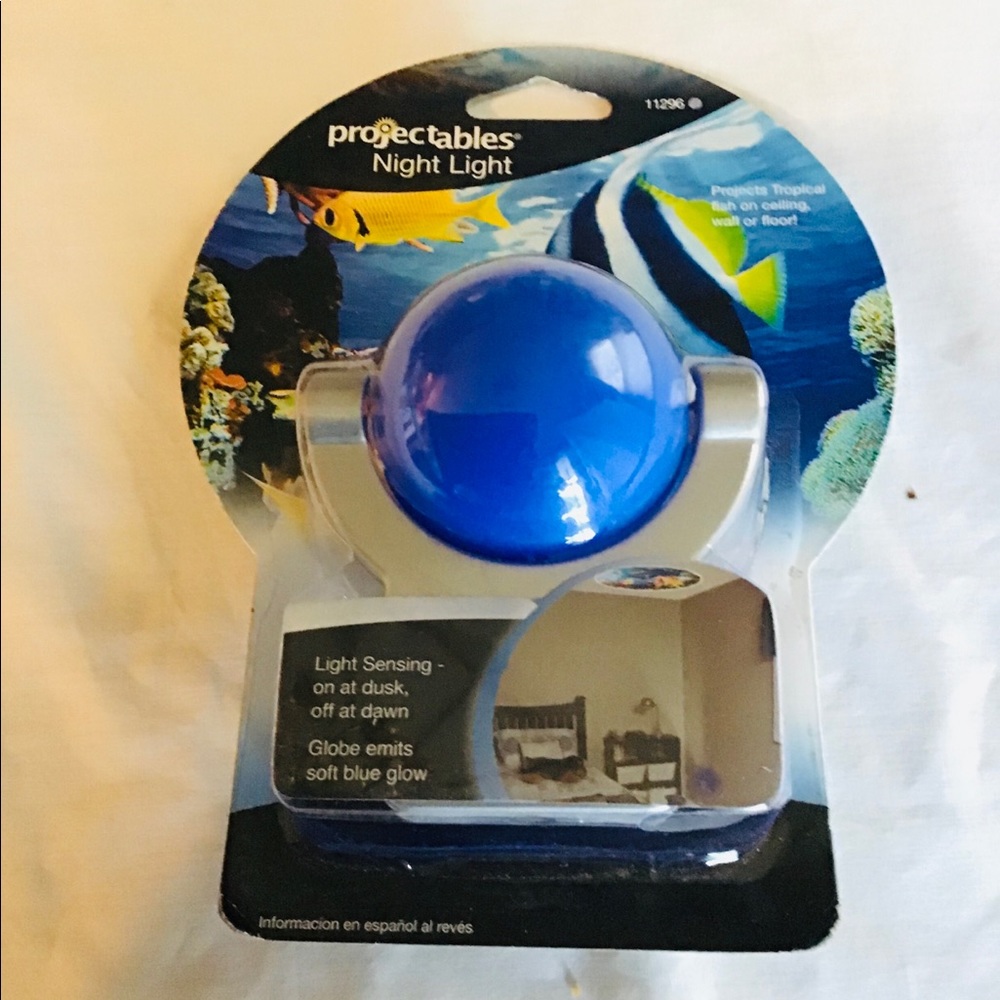 Projectables Night Light Fish - Picture 2 of 4